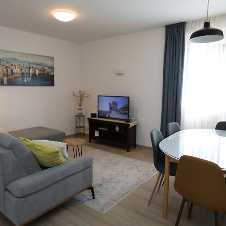 Ferienwohnung Rosa Mystica Trogir Exterior foto