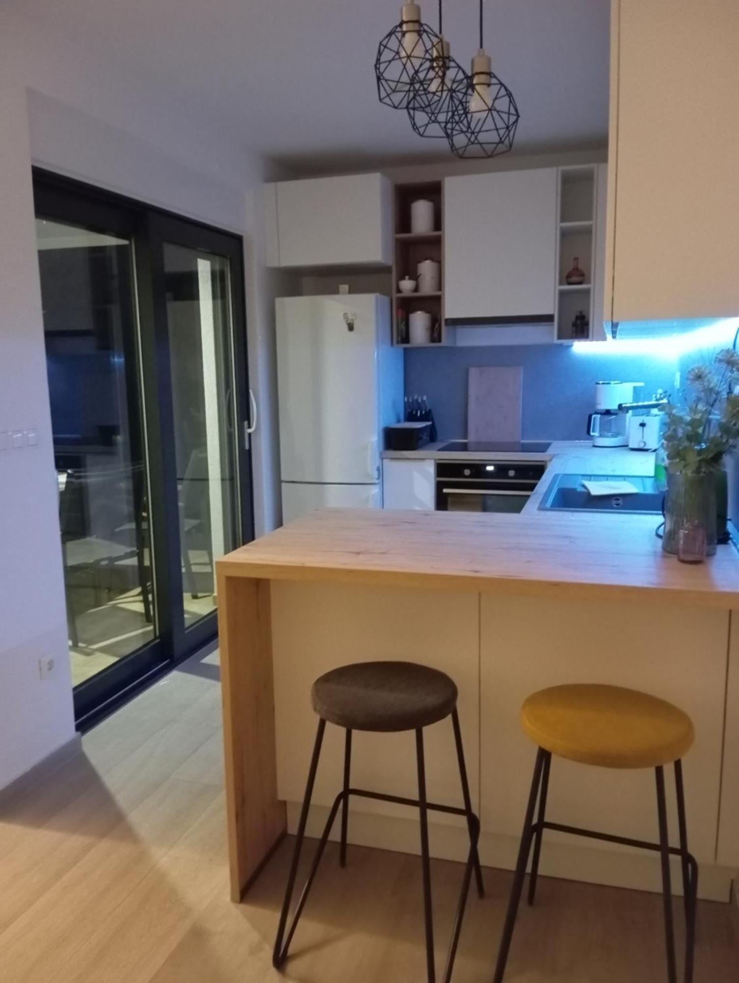 Ferienwohnung Rosa Mystica Trogir Exterior foto