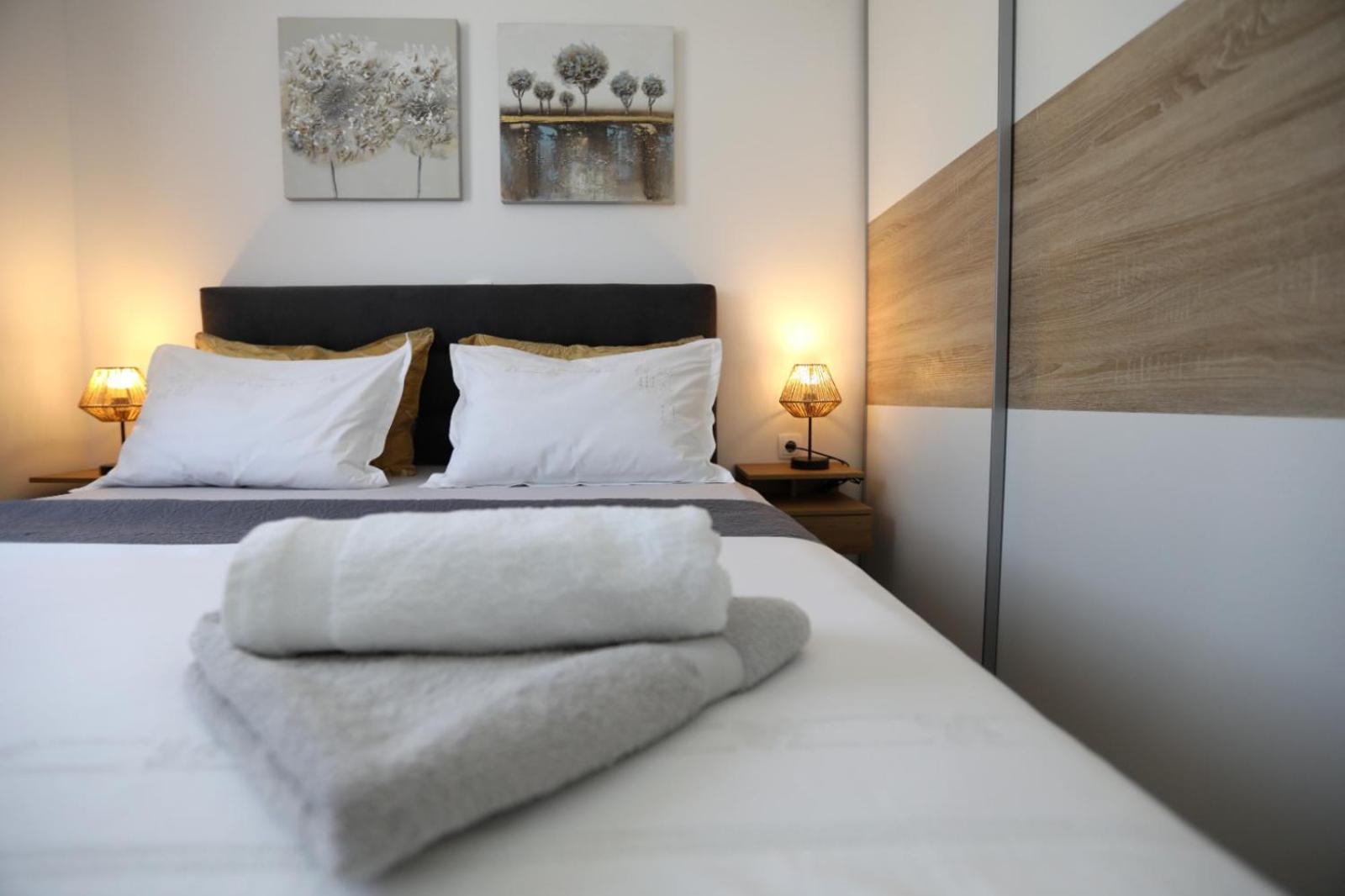 Ferienwohnung Rosa Mystica Trogir Exterior foto