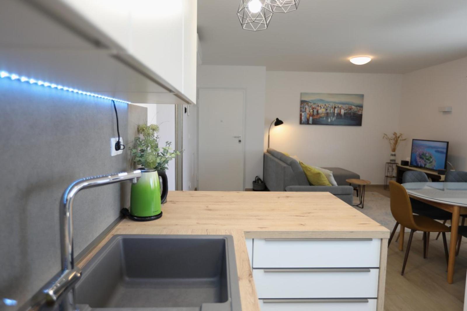 Ferienwohnung Rosa Mystica Trogir Exterior foto